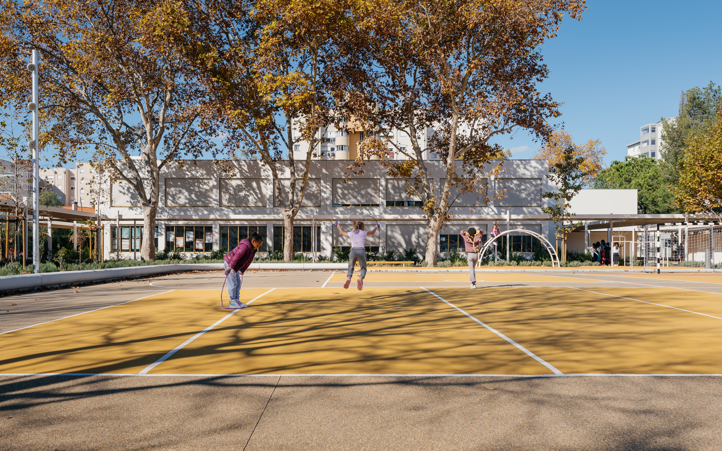 Escola Básica e Jardim De Infância Infante D. Henrique
