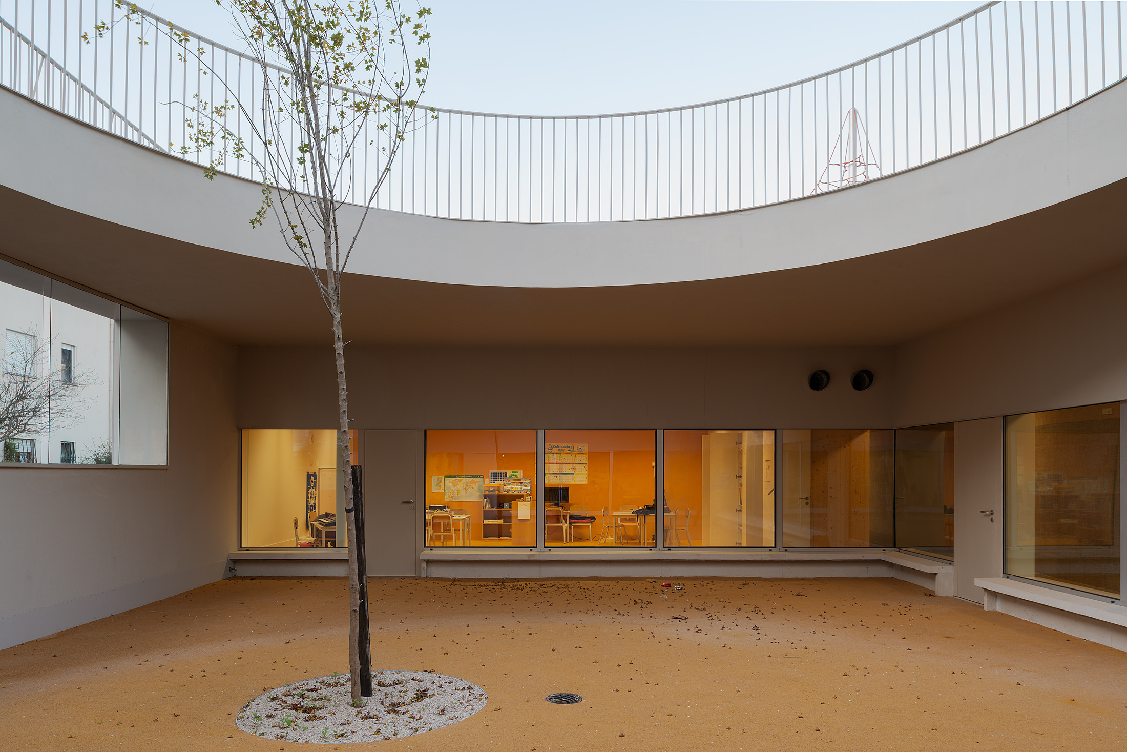 Escola Básica E Jardim de Infância de Caselas